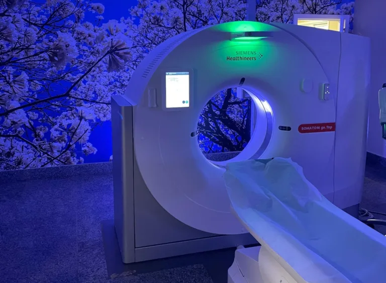 Aparelho de tomografia_Braz da Silva_Imed