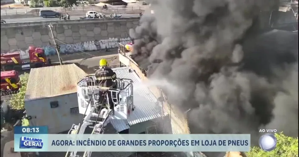 Incêndio Devasta Loja de Pneus em Goiânia: Risco de Alastramento Preocupa
