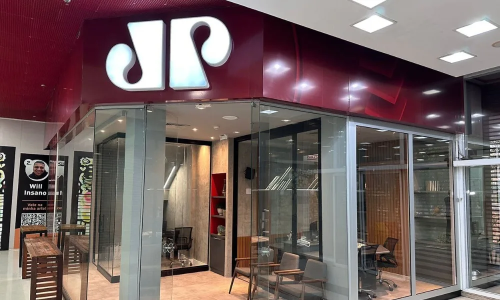 MPF pede cancelamento de outorgas da Jovem Pan e multa de R$ 13,6 milhões