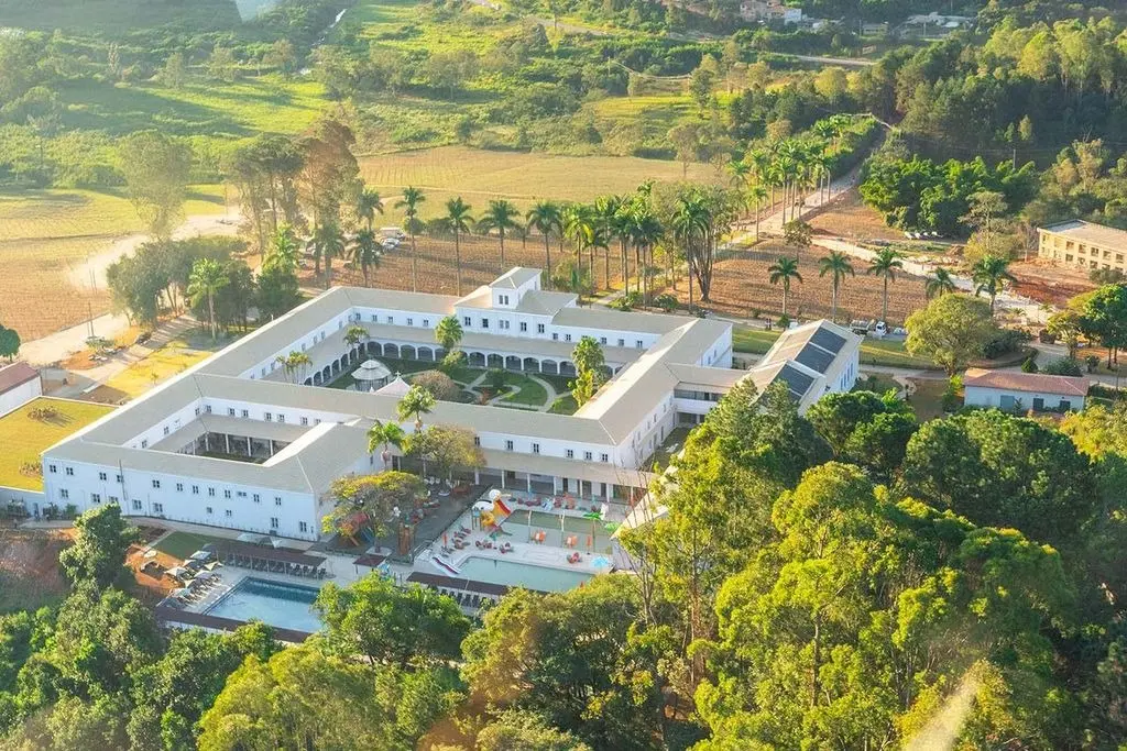 Maior Rede de Resorts do Brasil Avalia Expansão em Goiânia