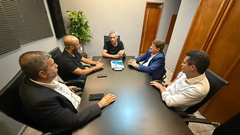 Vereador Willian Veloso deixa cargo no PL e é substituído por Vitor Hugo