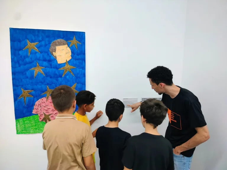 Exposição “Novas Aquisições” recebe ações educativas voltadas a estudantes da rede pública