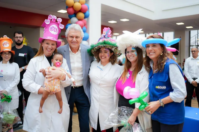 Caiado comemora funcionamento pleno do Cora durante festa das crianças