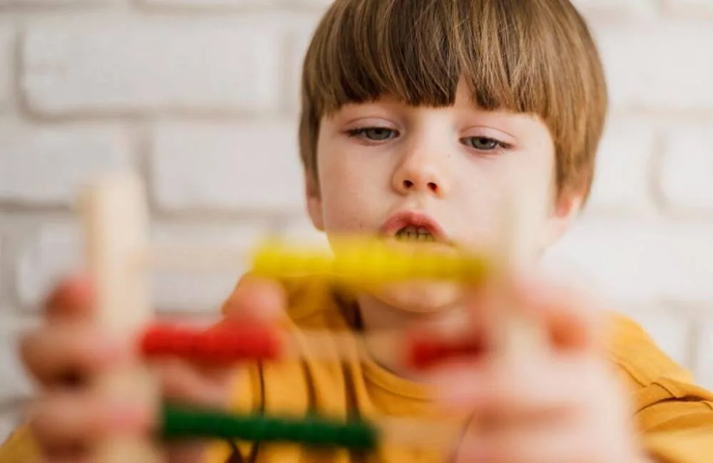 Clínica em Goiânia Frauda Atendimentos a Autistas: Donas Indiciadas por Estelionato e Falsificação