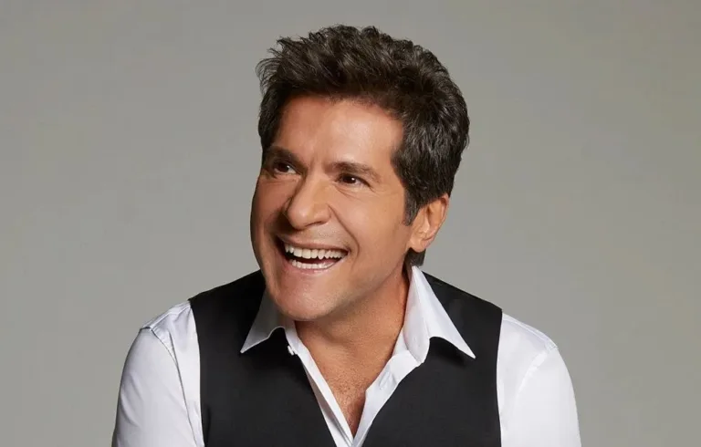 Daniel celebra 92 anos de Goiânia com show gratuito no Festival do Bem