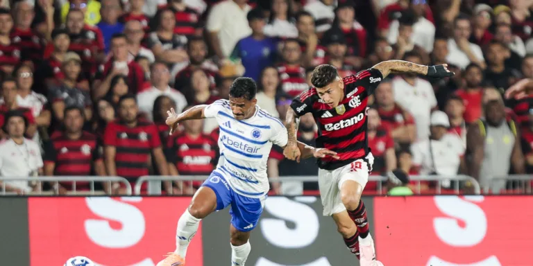 Campeonato Brasileiro: Flamengo e Cruzeiro empatam em Maracanã lotado