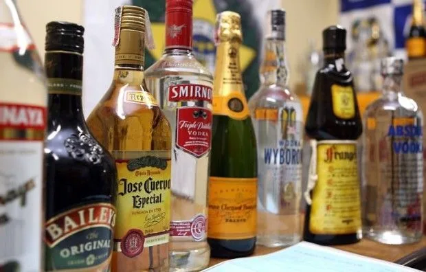 Goiânia: Projeto de Lei Proíbe Venda e Consumo de Álcool em Escolas e Universidades