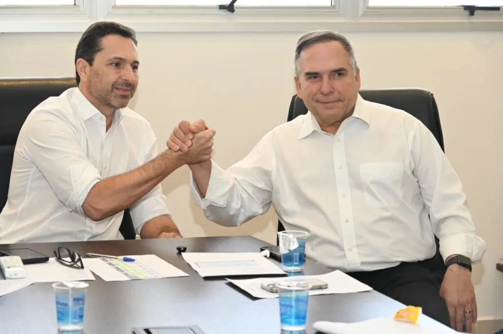 Sandro Mabel e Leandro Vilela discutem ações conjuntas para Goiânia e Aparecida