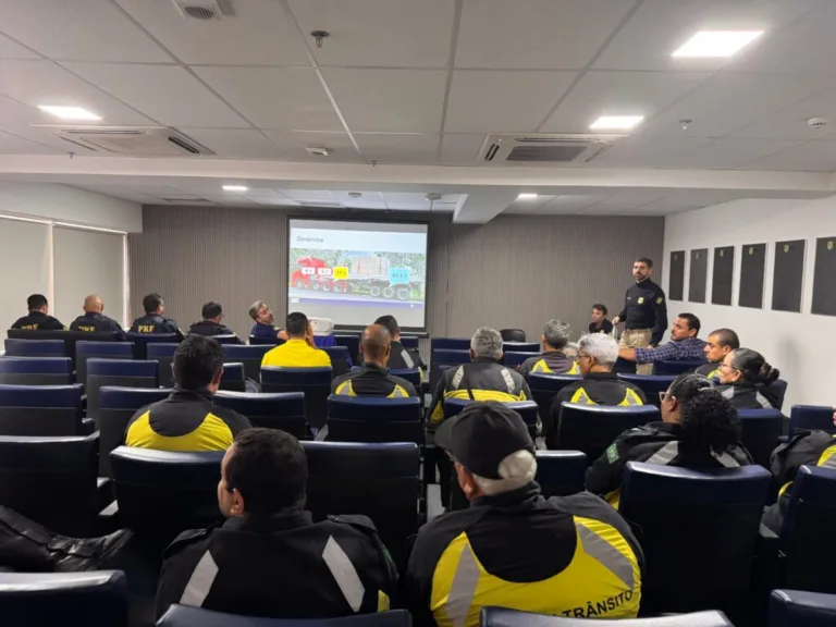 Prefeitura de Goiânia capacita agentes de trânsito para fiscalizar caminhões com excesso de peso