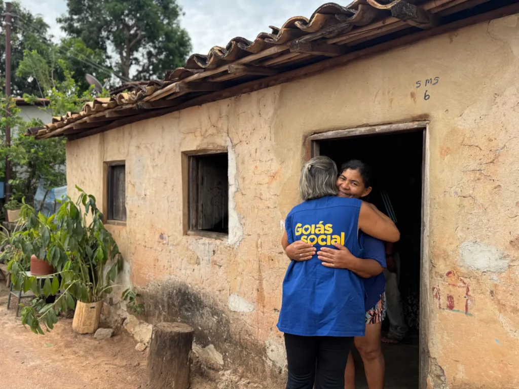 Equipes entregam mais de 15 mil benefícios em 37 municípios