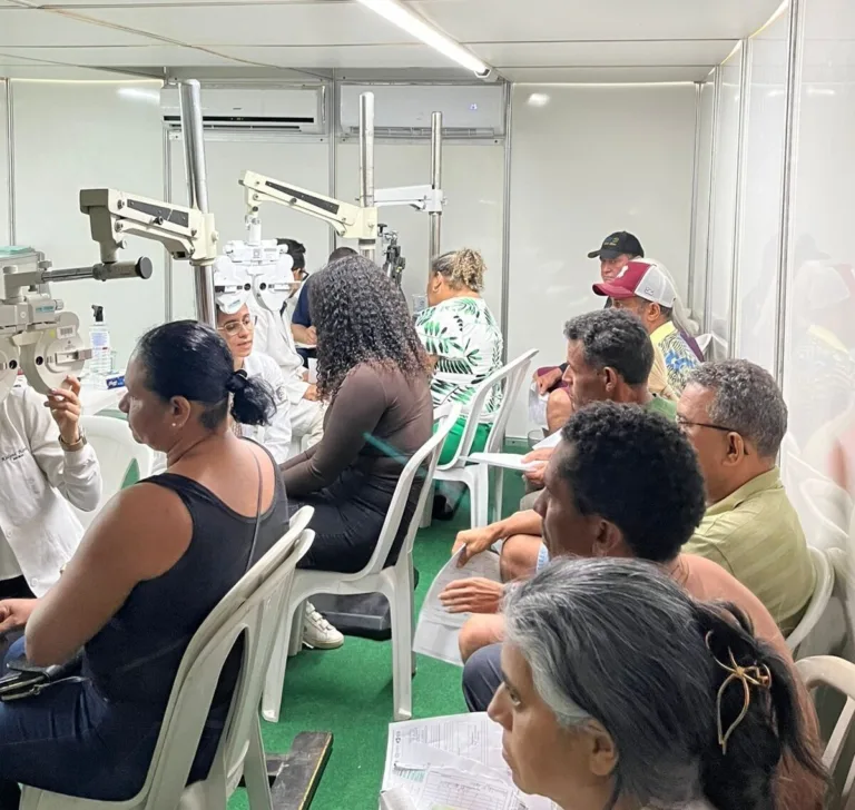 Saúde leva mais de 3,5 mil atendimentos à Guapó e Aragarças