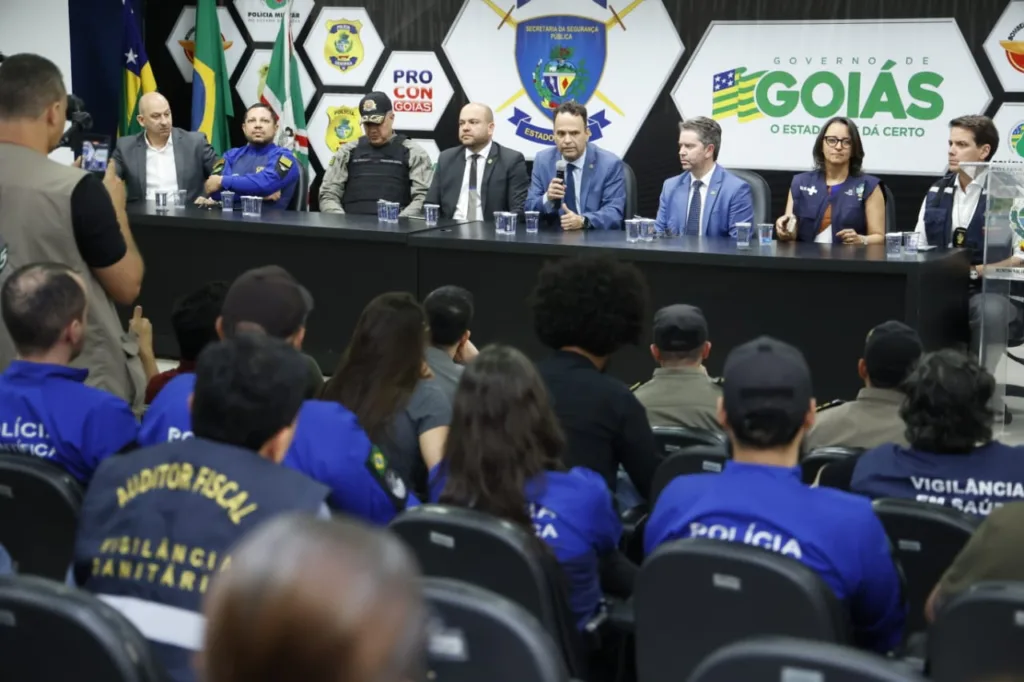 Coletiva da força-tarefa