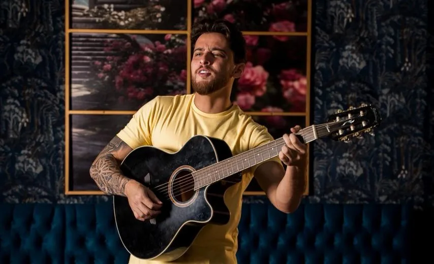 Jhonny Cristian - cantor (2)
