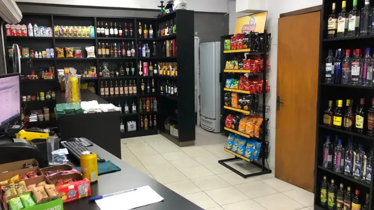 Lei que limita horário de distribuidoras reduz criminalidade em Goiânia