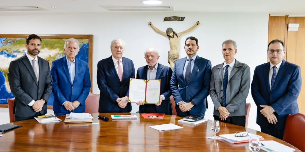 Lula assina projeto de lei Antifacção e envia ao Congresso