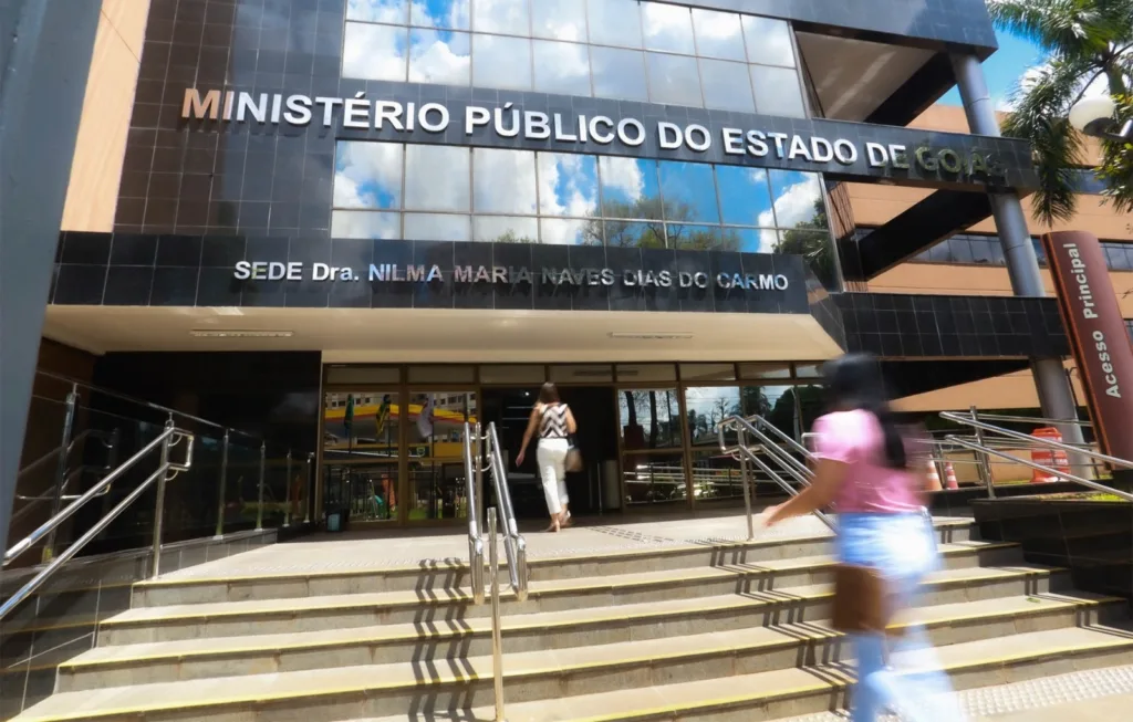 MPGO lança concurso com 37 vagas para promotor, salário de R$ 34 mil e prova em 2026