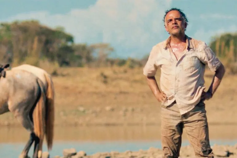 cena do filme Oeste Outra Vez