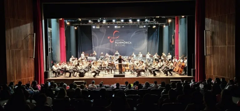 Orquestra Filarmônica apresenta concerto gratuito no Teatro Sesi
