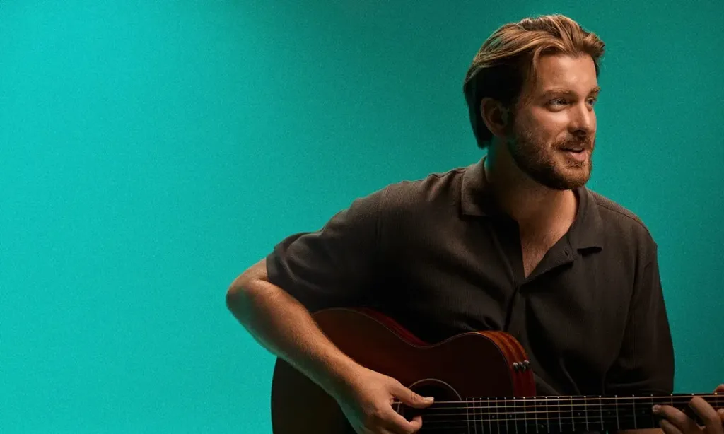 Tiago Nacarato, do The Voice Portugal, Apresenta-se em Goiânia