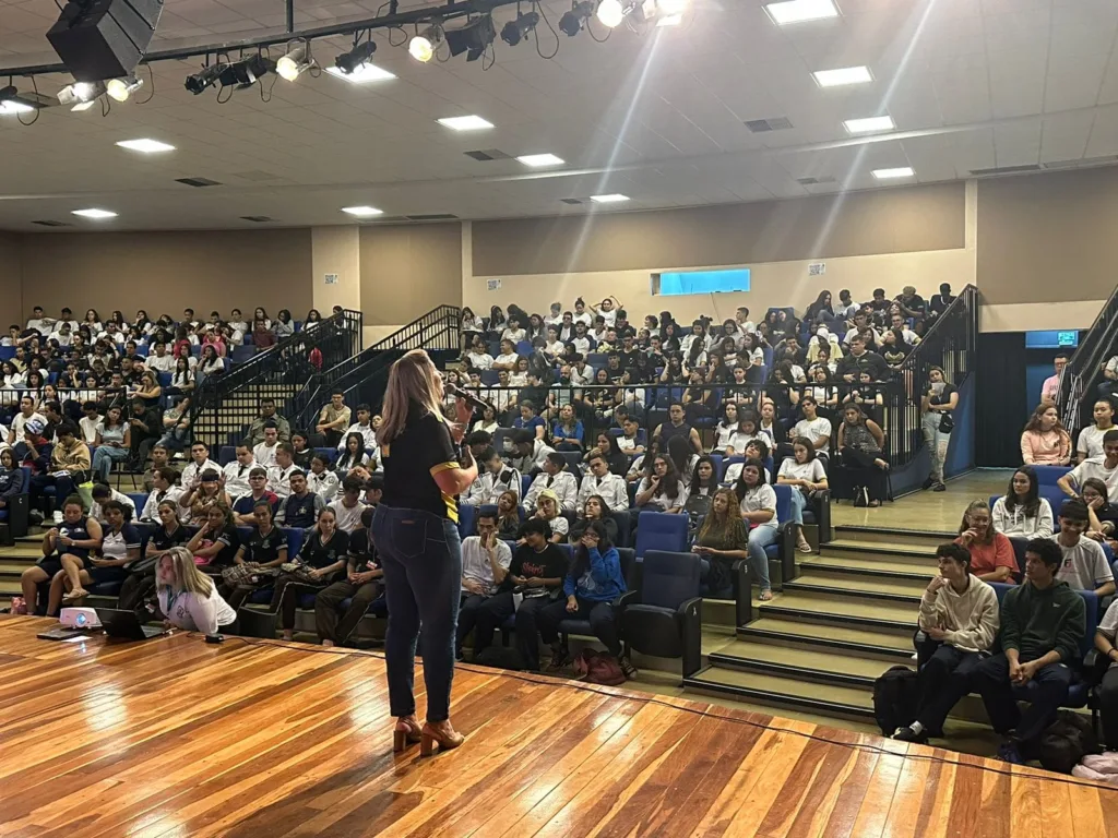Aulão do Enem vai reunir centenas de estudantes em Anápolis