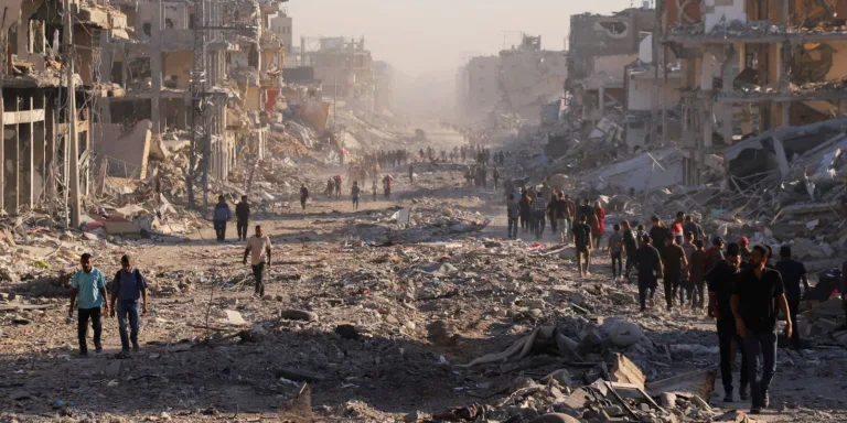 Ataques aéreos israelenses deixam ao menos 20 mortos em Gaza