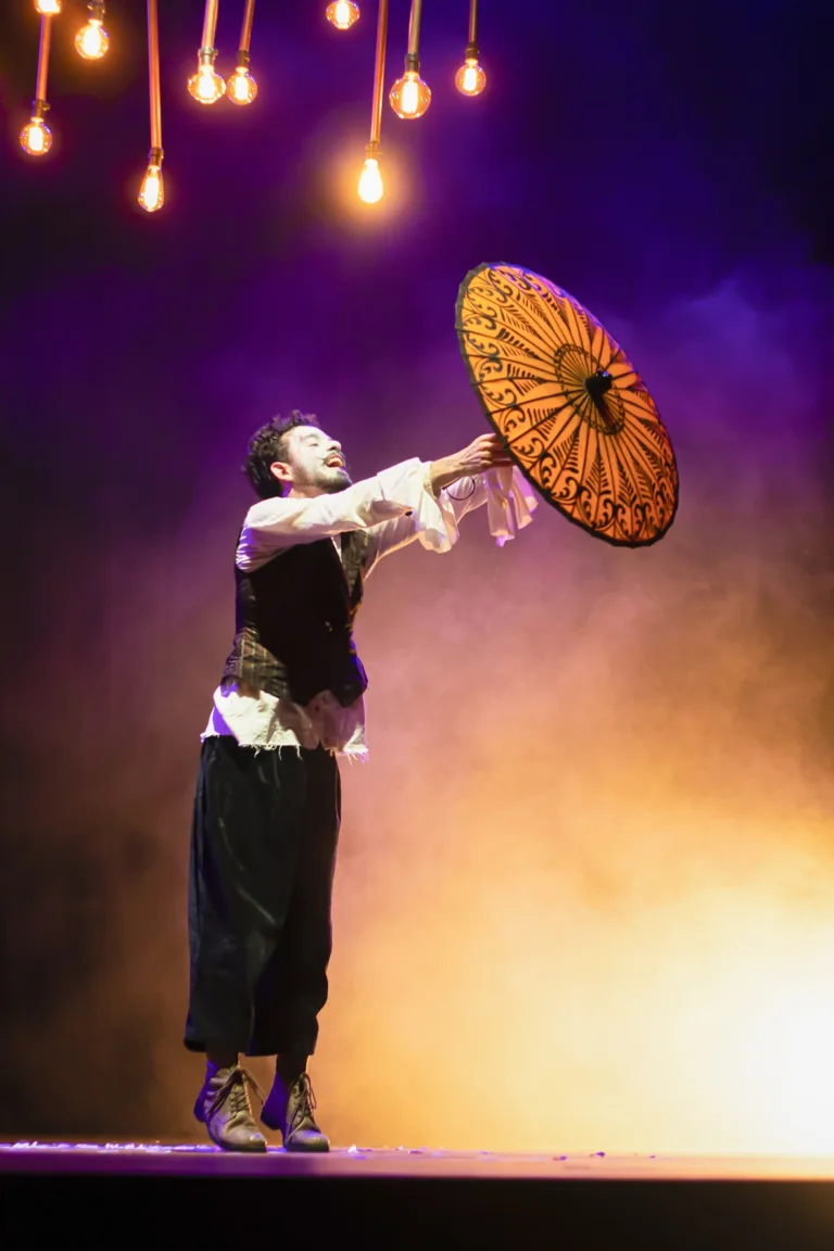 Grupo Ateliê do Gesto comemora 10 anos com espetáculo Fica Comigo