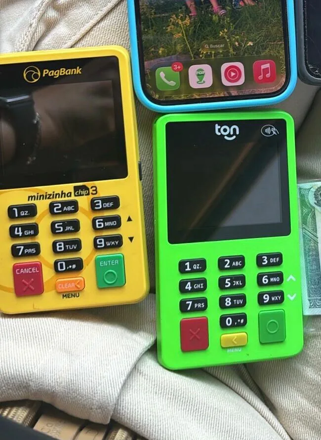 MÁQUINAS DE CARTÃO USADAS NO FURTO CONTRA IDOSA EM INHUMAS