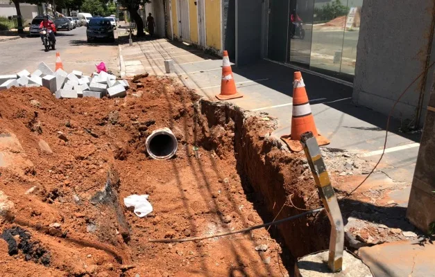 Goiânia intensifica obras de drenagem e pavimentação no Corredor T-7 e Parque Flamboyant para evitar alagamentos