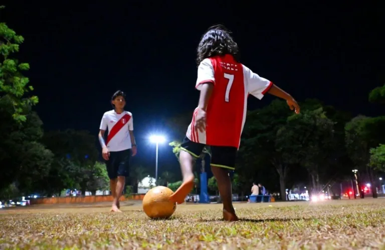 Brilha Goiânia avança com modernização da iluminação nos parques