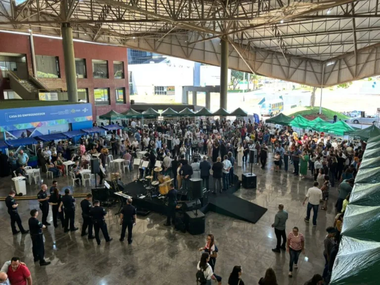 Coronel Cláudia Lira abre a 1ª feira da Agricultura Familiar e Economia Criativa de Goiânia