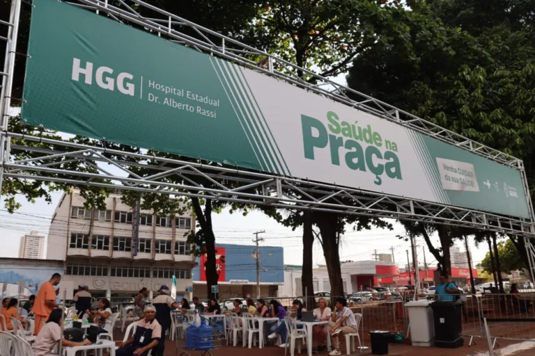 Tenda do evento Saúde na Praça