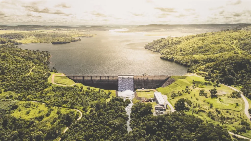 Governo publica 2ª edição de estudos sobre transição energética em Goiás