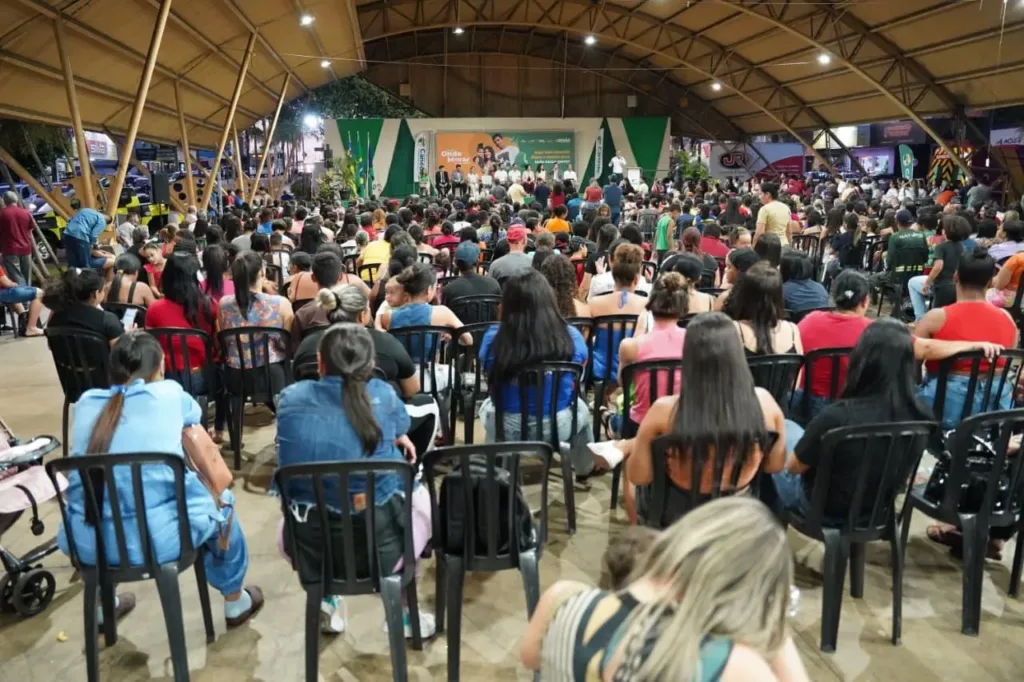 Goiás entrega mais de 4,7 mil Aluguéis Sociais em outubro