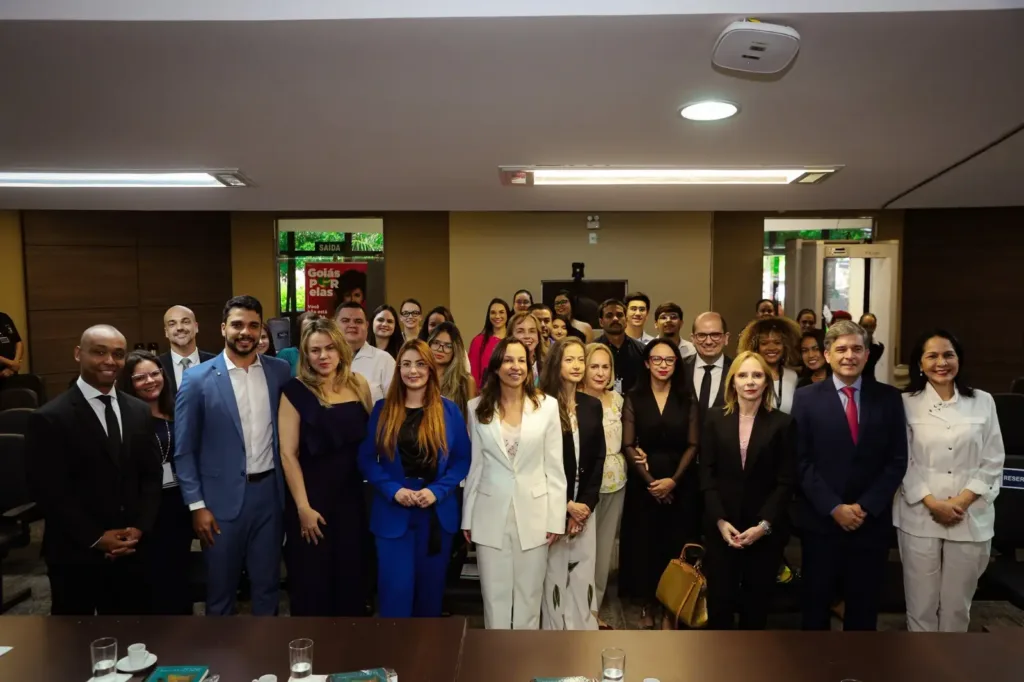 Juízas homenageadas com título de cidadã na abertura da Semana Justiça Pela Paz em Casa em Trindade