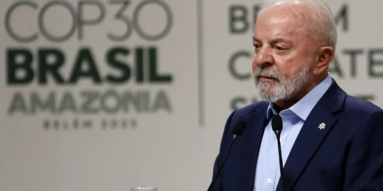Lula diz que gasto com armas vai causar "apocalipse climático"