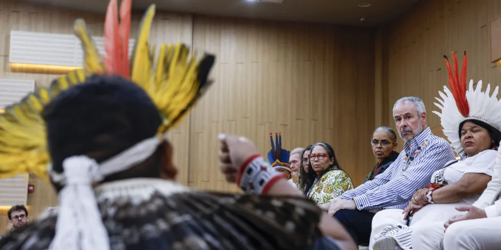 Após protesto, indígenas Munduruku são recebidos por presidente da COP