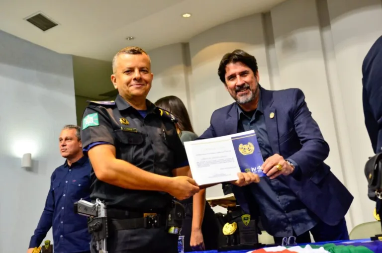 Prefeitura de Goiânia certifica agentes da GCM em curso de Gestão e Liderança