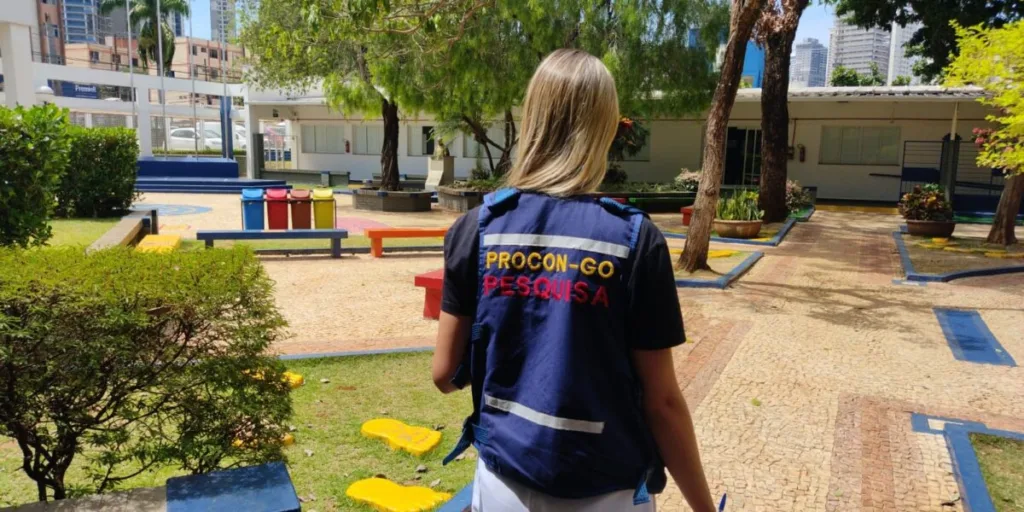 Diferença nos preços da mensalidade escolar chega até 148%