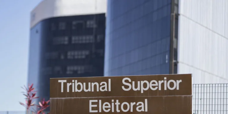 TSE julga hoje processo que pede cassação do governador do Rio