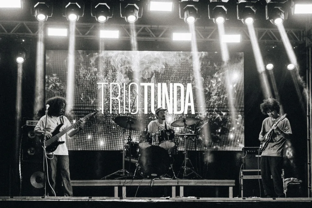Trio Tunda faz apresentação gratuita em Goiânia