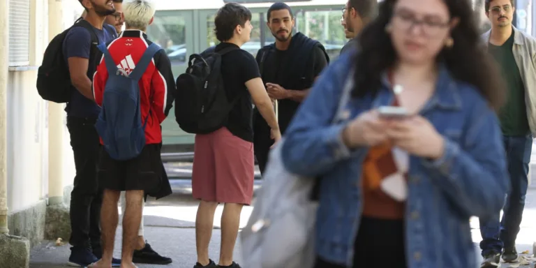 Estilo de vida leva jovens de até 30 anos apresentarem risco cardíaco