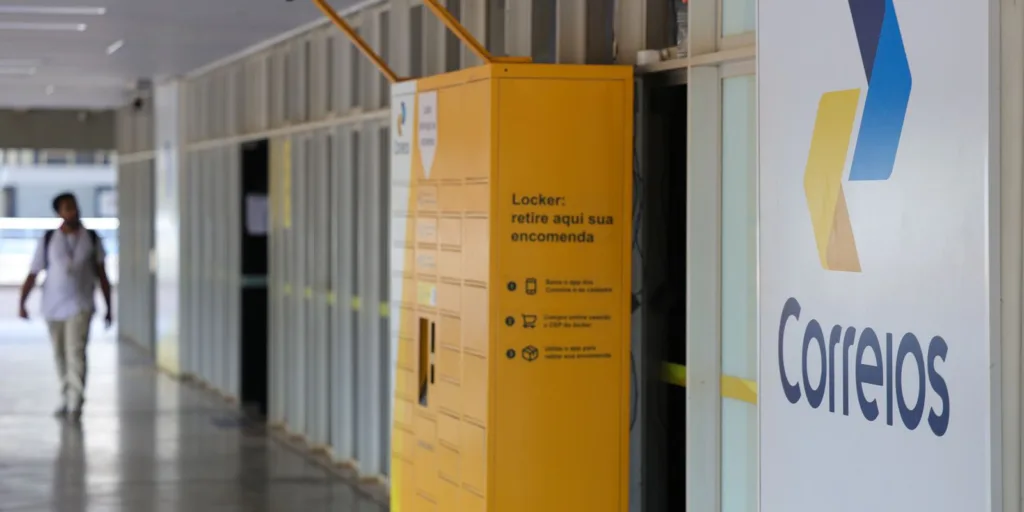Correios estudam abrir capital e fazem empréstimo de R$ 12 bi com bancos 