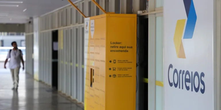 Correios estudam abrir capital e fazem empréstimo de R$ 12 bi com bancos 