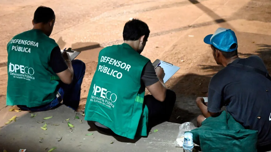 Defensoria oferece atendimento à população em situação de rua em Luziânia