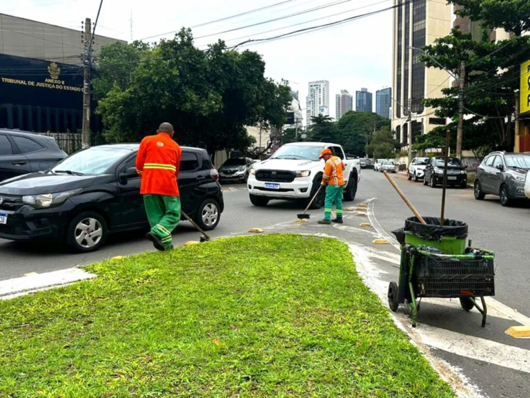Comurg tem aprovação na qualidade de varrição manual e chega a 1,6 milhão de quilômetros de vias em 2025
