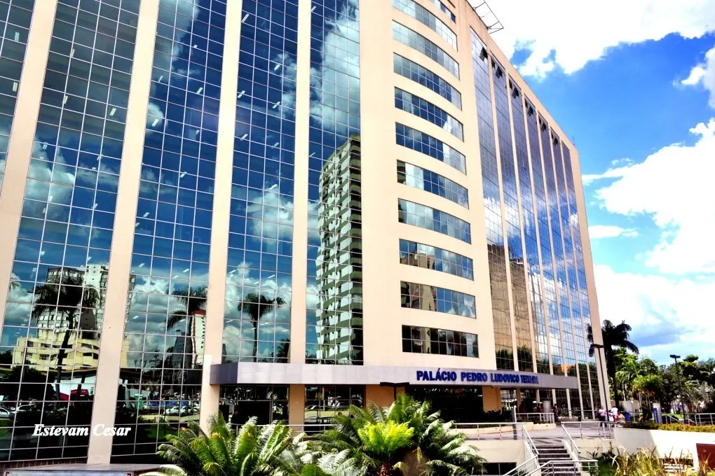 Governo de Goiás e TCE-GO regularizam passivos históricos de municípios