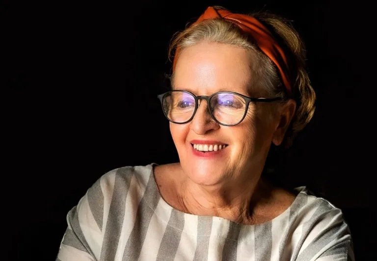 Livro de culinária goiana é premiado na França e ganha selo internacional