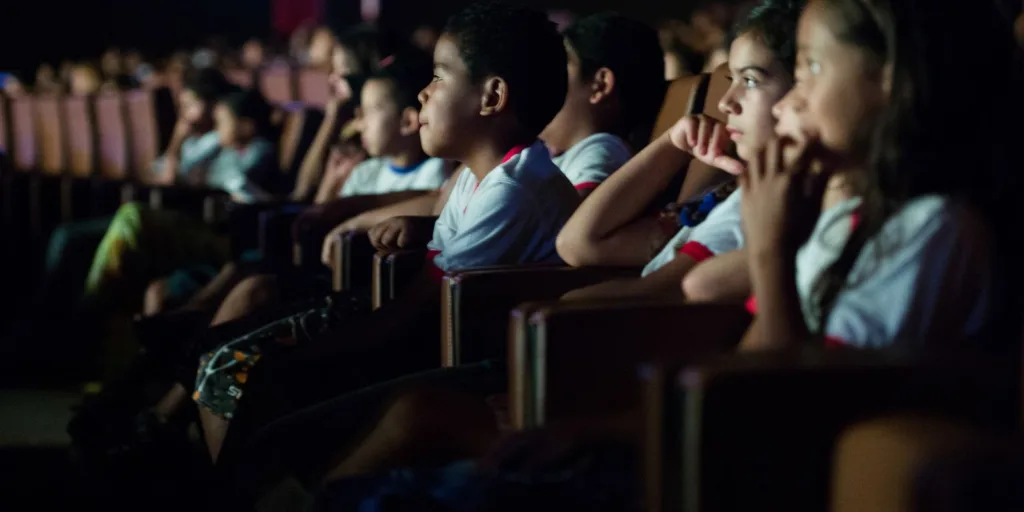 Governo torna obrigatória exibição de filmes brasileiros nos cinemas