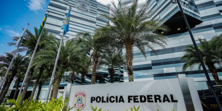 Governo autoriza nomeação de 249 servidores na PF e MCTI