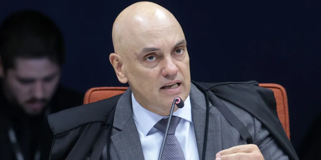 Moraes vota por manter afastamento imediato do mandato de Zambelli